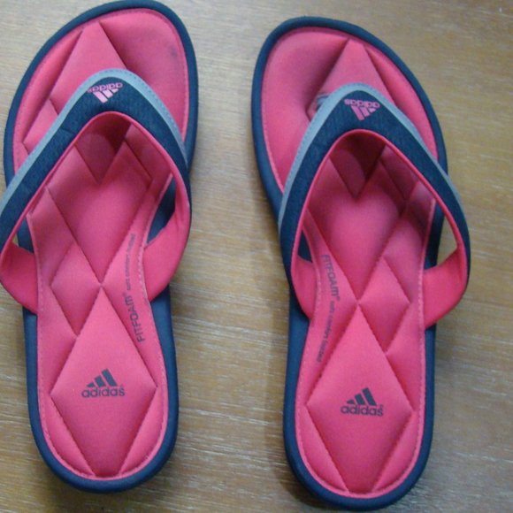 Navy/Pink Adidas Flip Flop Sandles Size 7 - Picture 1 of 6